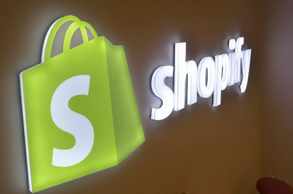 Tienda online con Shopify diseñada a medida