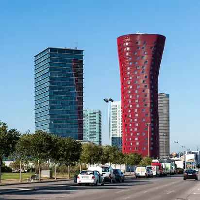 Web para negocio de L'Hospitalet en móvil y escritorio